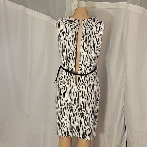 KARIN STEVENS RARE TOASTED ZEBRA PRINT SLEEVELESS ZIPPER CLOSURE DRESS - Picture 10 of 15